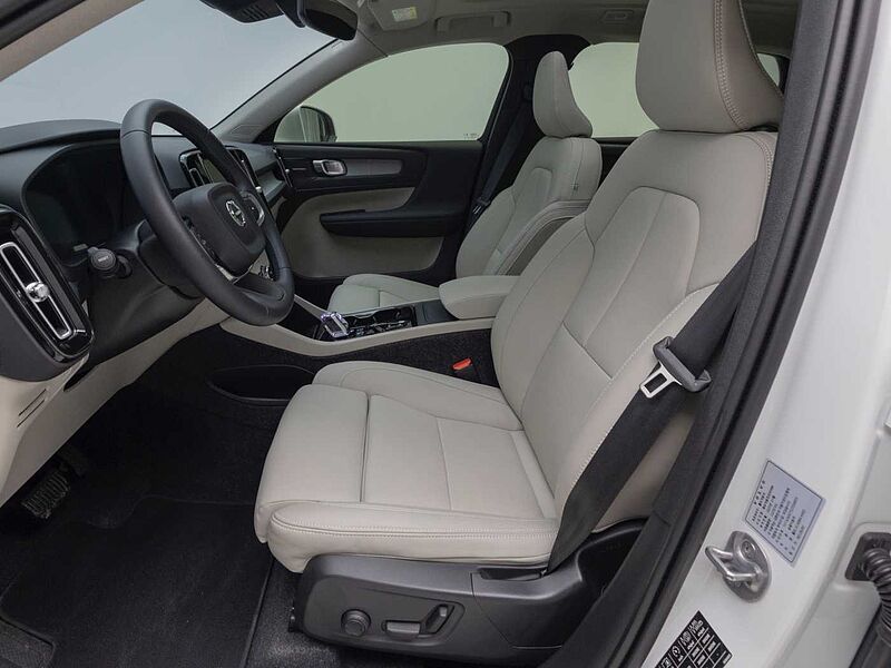 Volvo Ultra, B4 AWD 마일드 하이브리드, 가솔린, 브라이트
