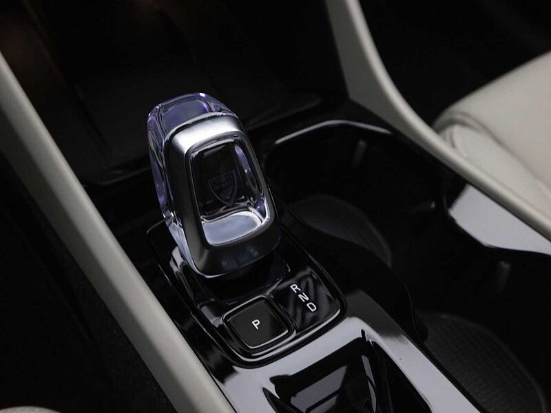Volvo Ultra, B4 AWD 마일드 하이브리드, 가솔린, 브라이트