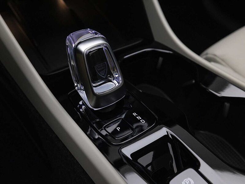 Volvo Ultra, B4 AWD 마일드 하이브리드, 가솔린, 브라이트