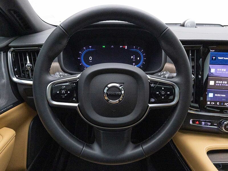 Volvo Ultimate, B5 AWD mild hybrid, 가솔린