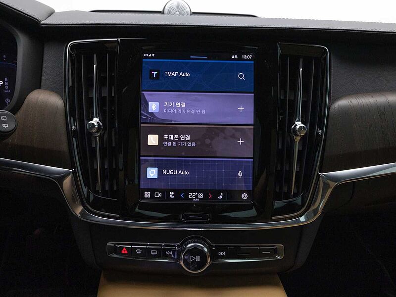 Volvo Ultimate, B5 AWD mild hybrid, 가솔린