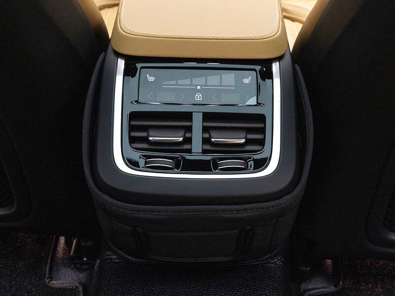 Volvo Ultimate, B5 AWD mild hybrid, 가솔린