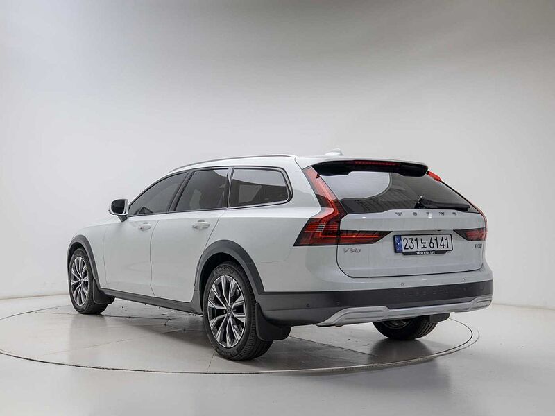 Volvo Ultimate, B5 AWD mild hybrid, 가솔린