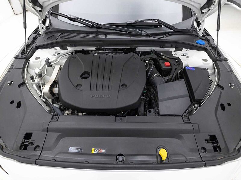 Volvo Ultimate, B5 AWD mild hybrid, 가솔린