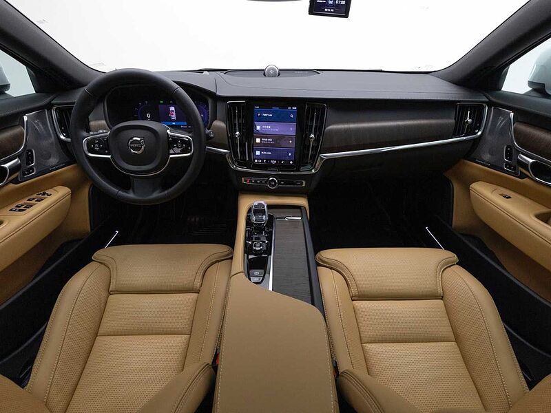 Volvo Ultimate, B5 AWD mild hybrid, 가솔린