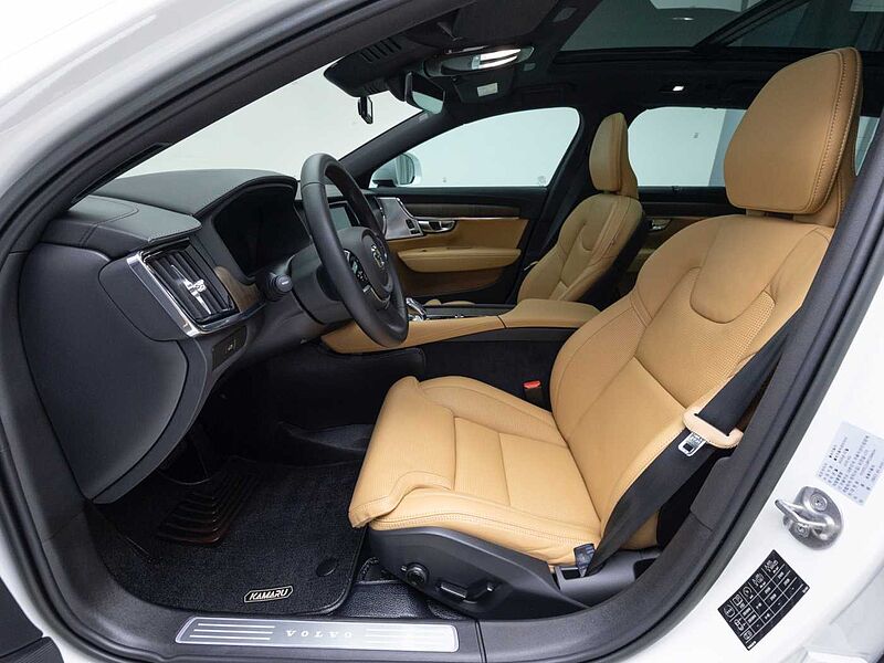 Volvo Ultimate, B5 AWD mild hybrid, 가솔린