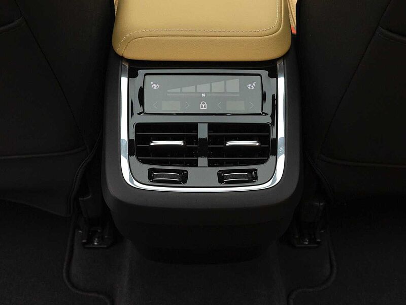 Volvo  Ultimate, B6 AWD mild hybrid, 가솔린, Bright