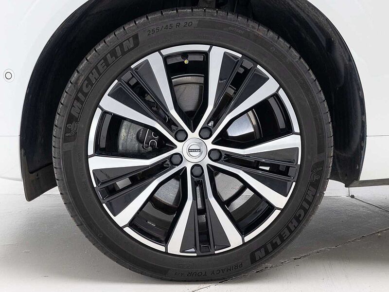 Volvo  Ultimate, B6 AWD mild hybrid, 가솔린, Bright