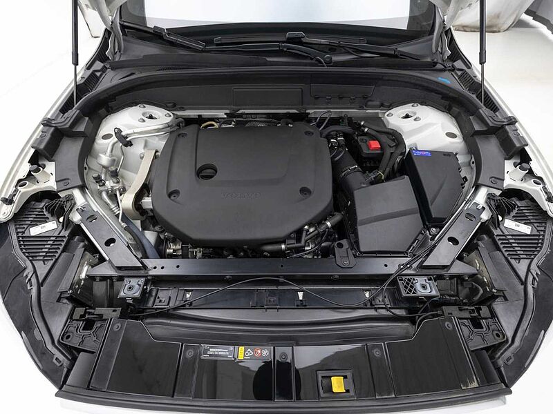 Volvo  Ultimate, B6 AWD mild hybrid, 가솔린, Bright