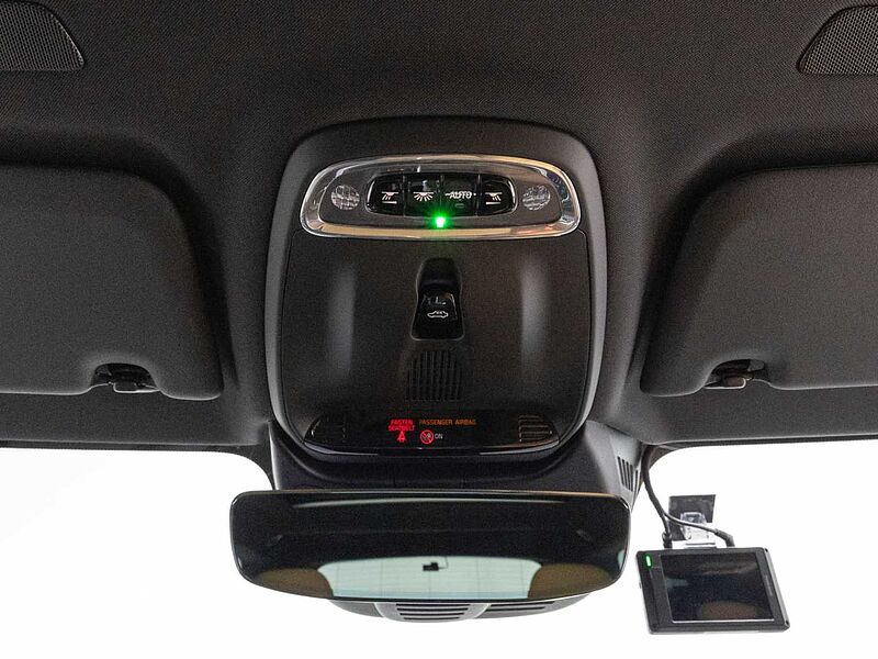 Volvo  Pro, B5 AWD mild hybrid