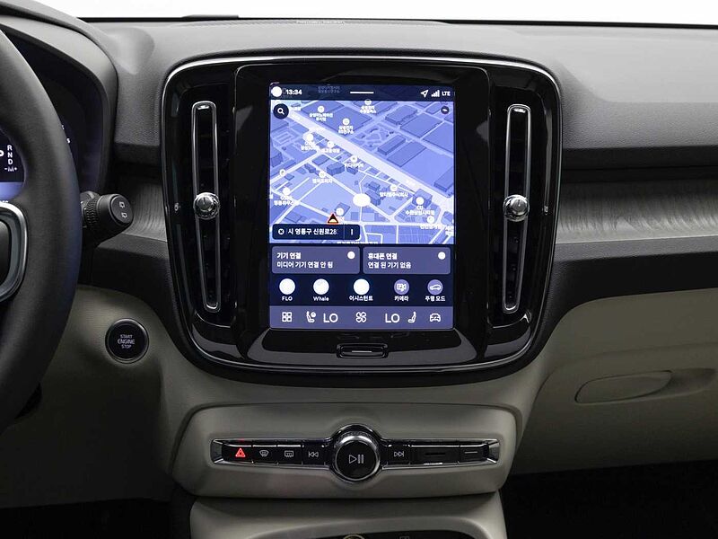 Volvo Ultra, B4 AWD 마일드 하이브리드, 가솔린, 브라이트