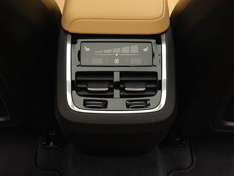 Volvo Ultra, B5 AWD 마일드 하이브리드, 가솔린, 브라이트