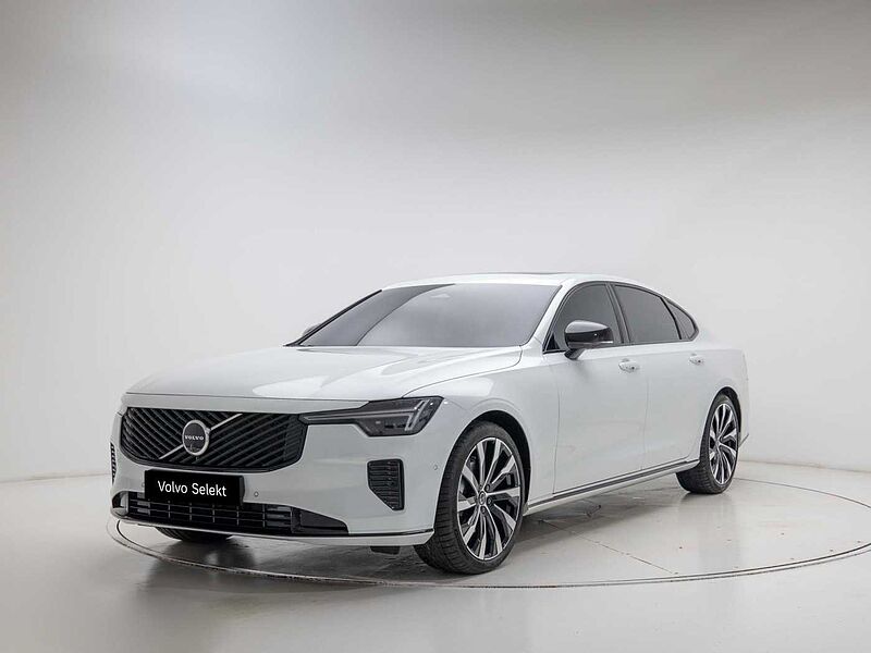 Volvo  Ultra, B5 마일드 하이브리드, 가솔린, 다크
