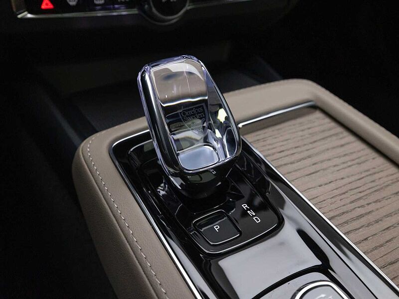 Volvo  Ultra, B5 마일드 하이브리드, 가솔린, 다크