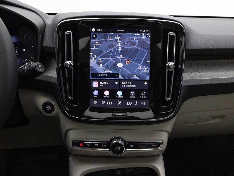 Volvo Ultra, B4 AWD 마일드 하이브리드, 가솔린, 다크