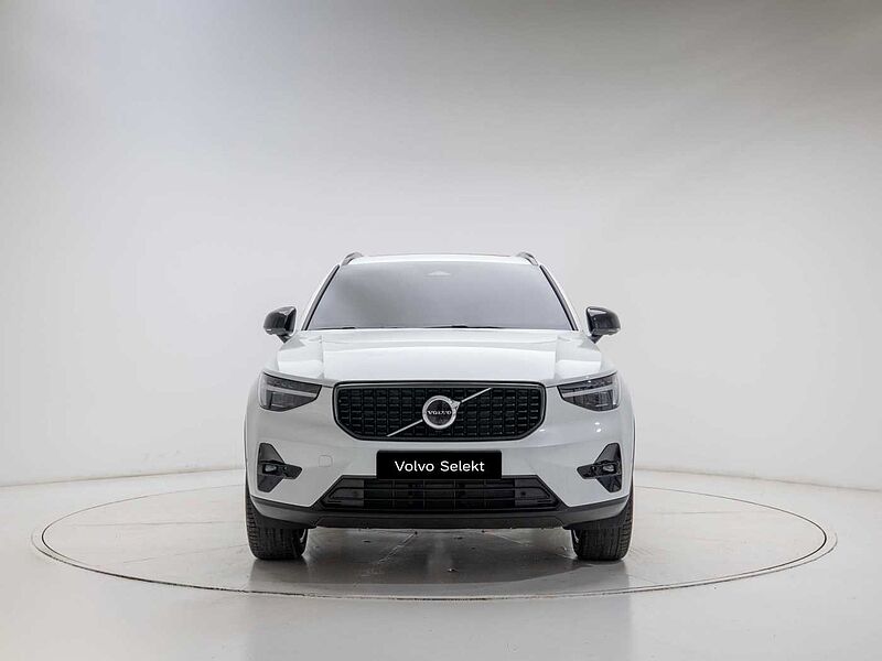 Volvo Ultra, B4 AWD 마일드 하이브리드, 가솔린, 다크