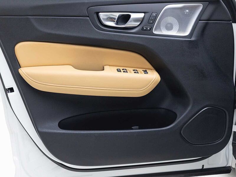Volvo  Ultra, B6 AWD 마일드 하이브리드, 가솔린, 브라이트