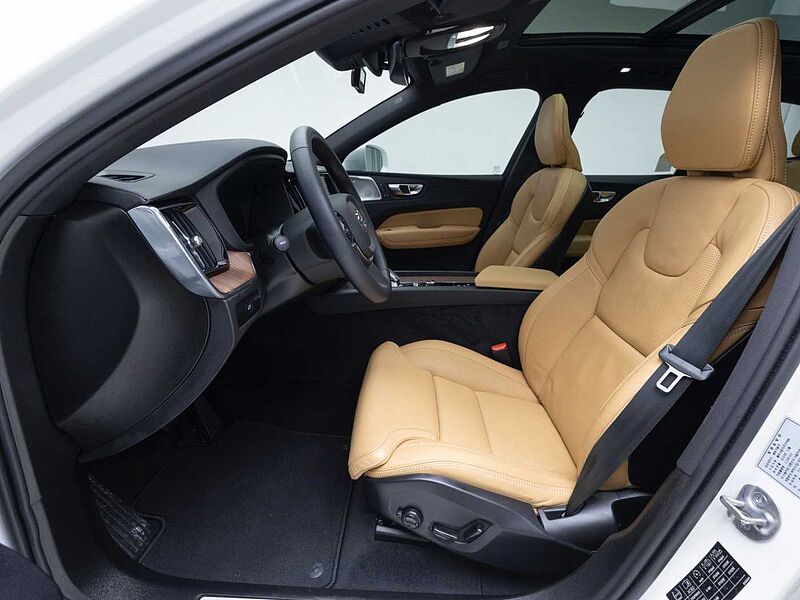 Volvo  Ultra, B6 AWD 마일드 하이브리드, 가솔린, 브라이트