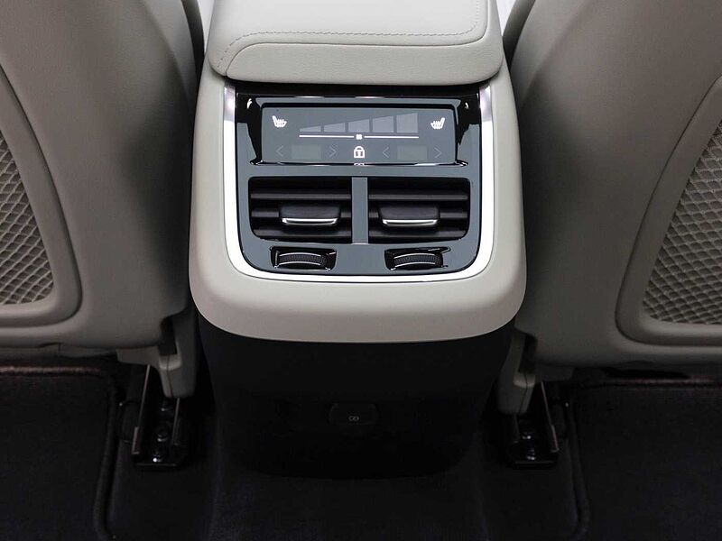 Volvo Ultra, B5 AWD 마일드 하이브리드, 가솔린, 브라이트
