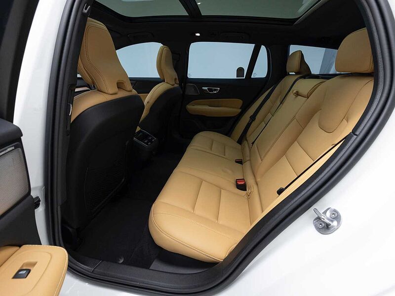 Volvo Ultra, B5 AWD 마일드 하이브리드, 가솔린, 브라이트