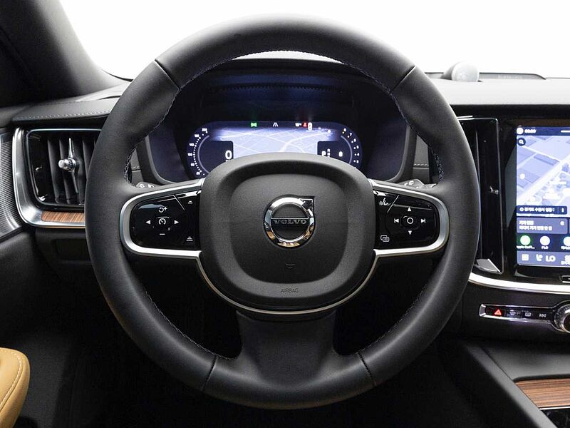 Volvo Ultra, B5 AWD 마일드 하이브리드, 가솔린, 브라이트