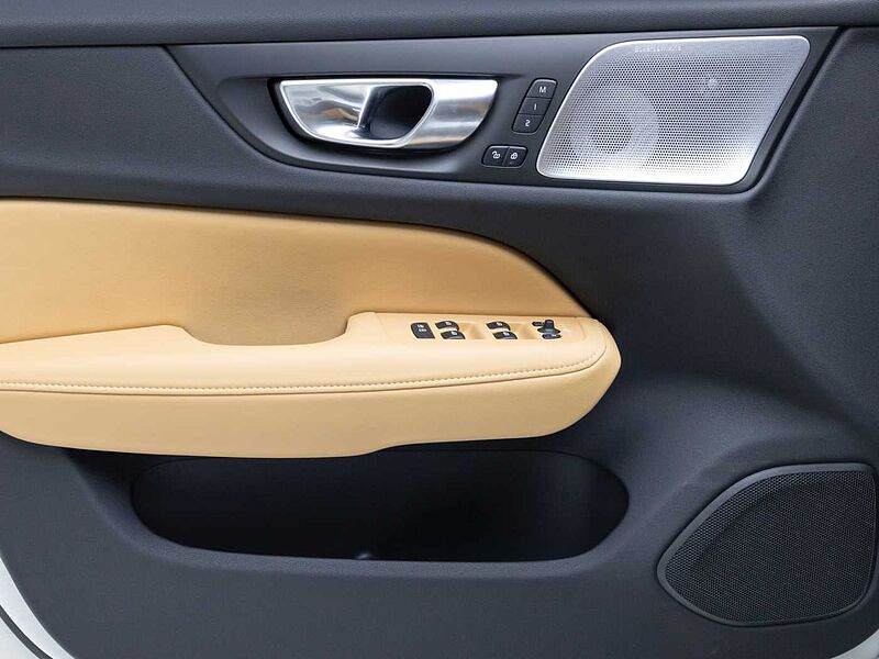 Volvo Ultra, B5 AWD 마일드 하이브리드, 가솔린, 브라이트