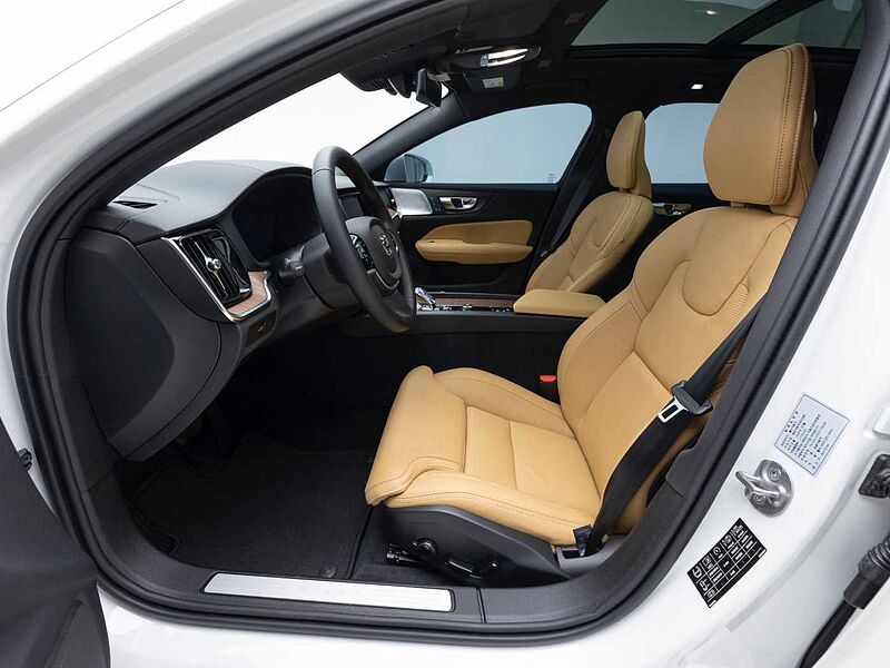 Volvo Ultra, B5 AWD 마일드 하이브리드, 가솔린, 브라이트