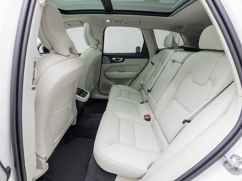Volvo  Ultra, B5 AWD 마일드 하이브리드, 가솔린, 다크