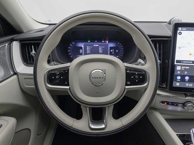 Volvo  Ultra, B5 AWD 마일드 하이브리드, 가솔린, 다크