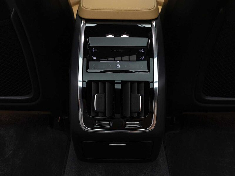 Volvo  Ultimate, B6 AWD 마일드 하이브리드, 가솔린, 브라이트