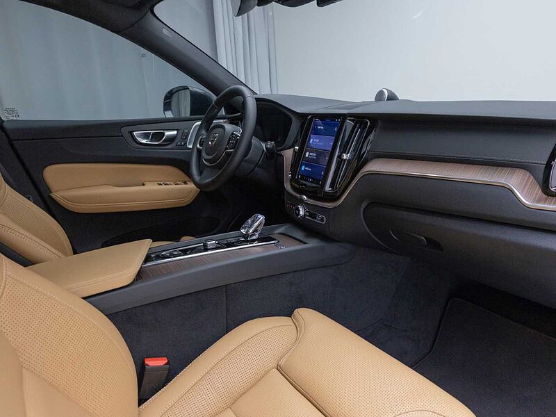 Volvo Ultra, B6 AWD 마일드 하이브리드, 가솔린, 브라이트