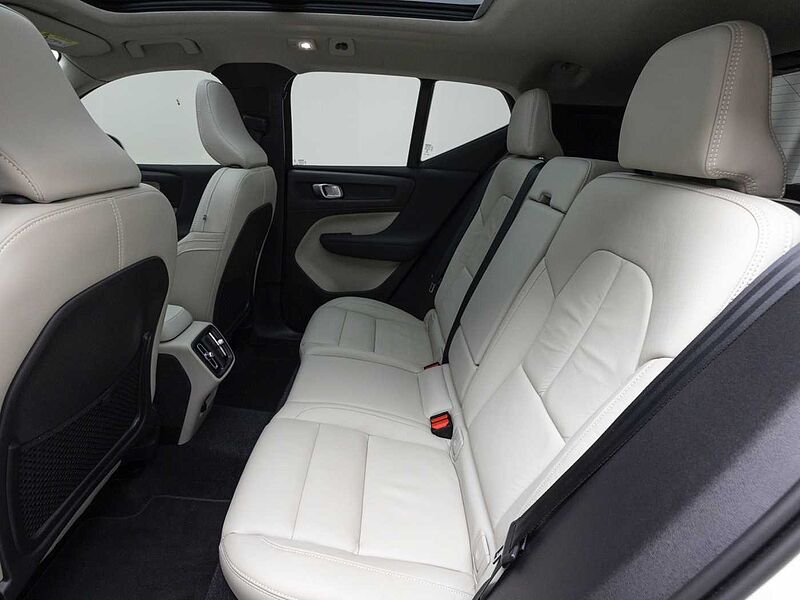 Volvo  Ultimate, B4 AWD mild hybrid, 가솔린, Bright