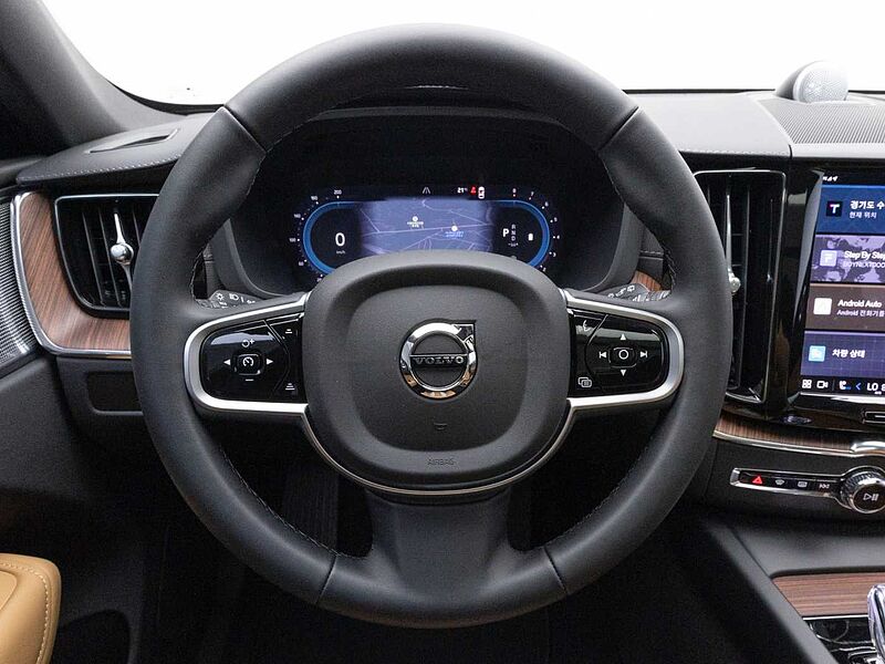 Volvo Ultra, B5 AWD 마일드 하이브리드, 가솔린, 브라이트