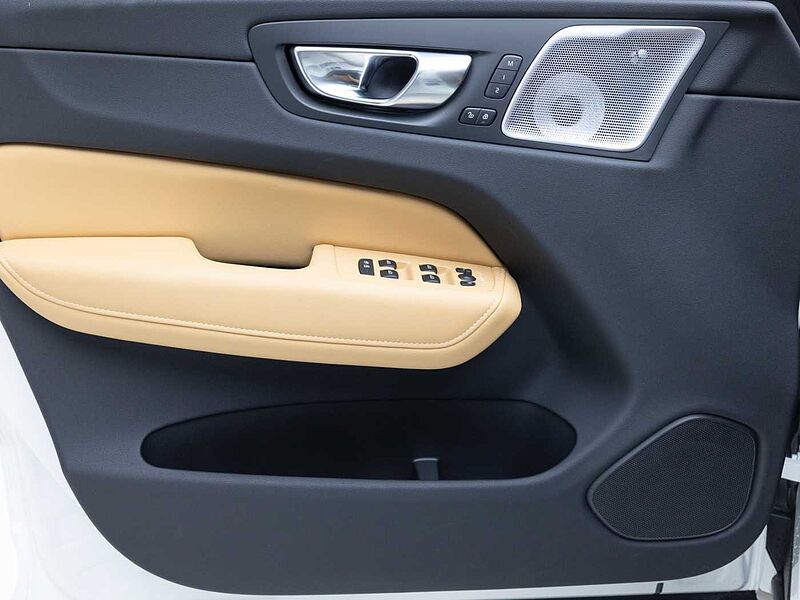 Volvo Ultra, B5 AWD 마일드 하이브리드, 가솔린, 브라이트