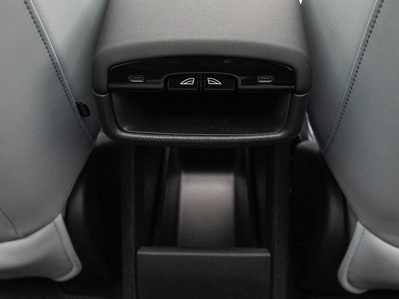 Volvo  Ultra, Single Motor Extended Range, 순수 전기