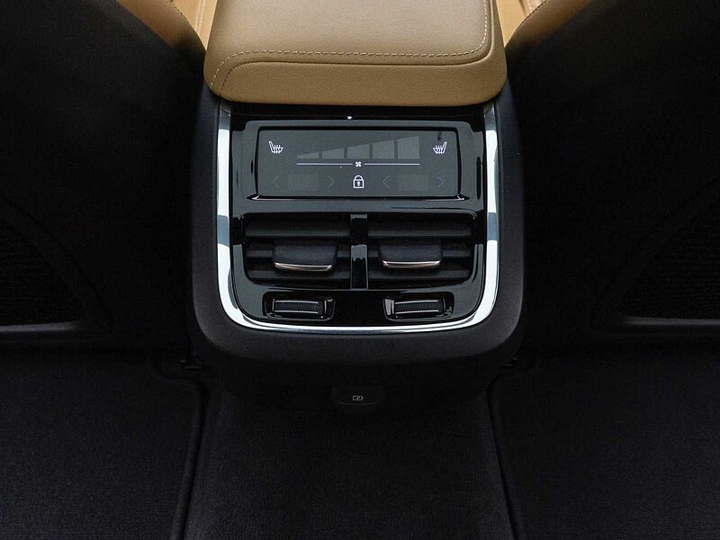 Volvo Pro, B5 AWD mild hybrid