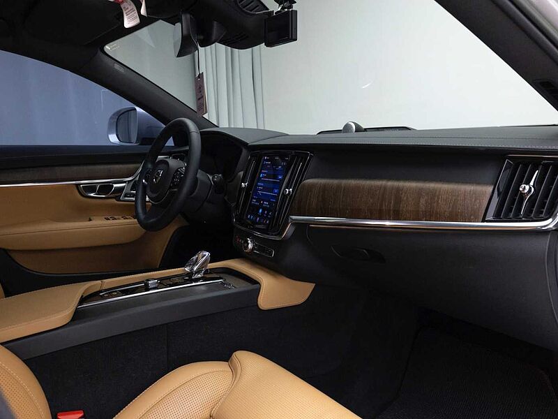 Volvo  Ultimate, B5 AWD mild hybrid, 가솔린