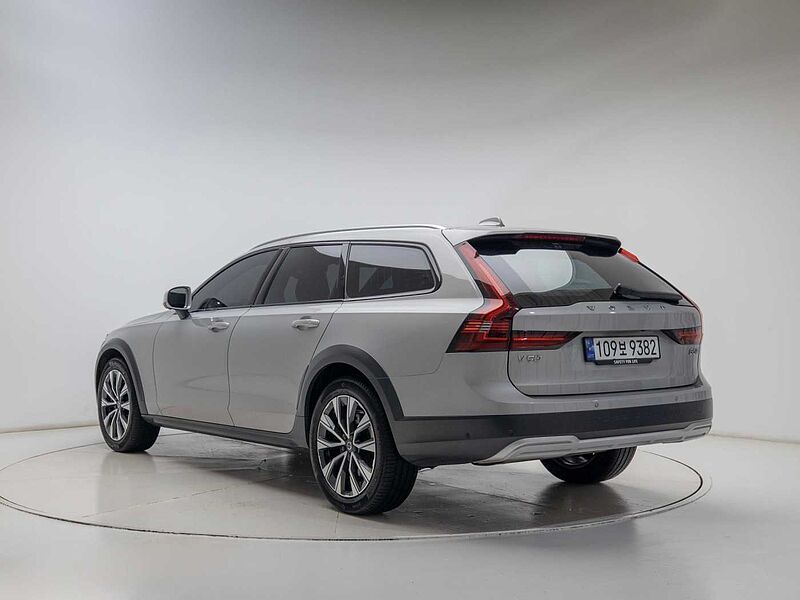 Volvo  Ultimate, B5 AWD mild hybrid, 가솔린