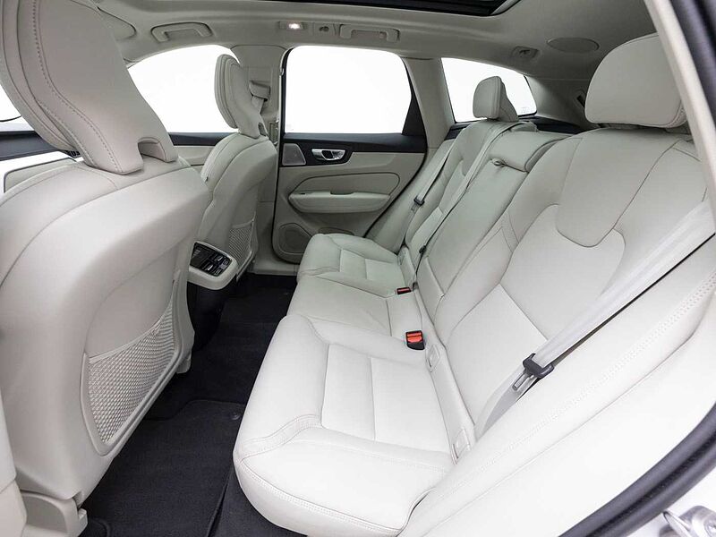 Volvo Ultra, B5 AWD 마일드 하이브리드, 가솔린, 다크