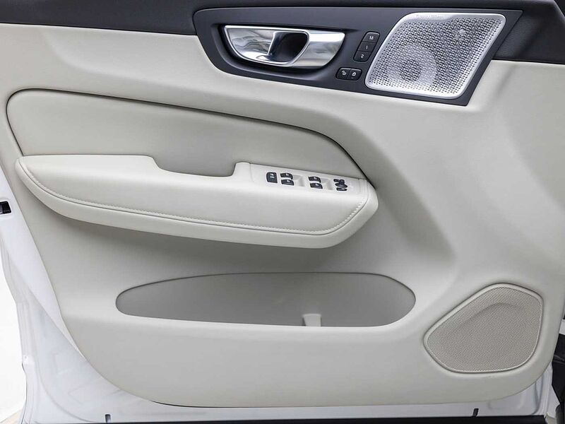 Volvo Ultra, B5 AWD 마일드 하이브리드, 가솔린, 다크