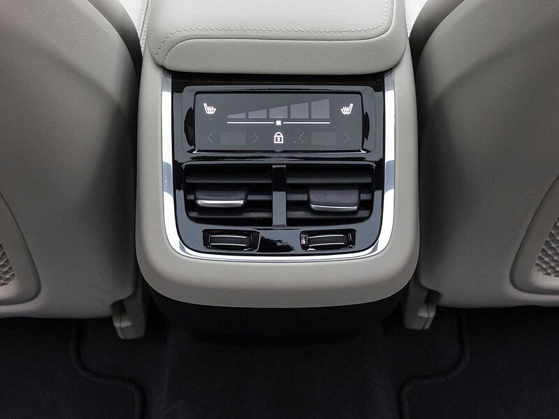 Volvo Ultra, B5 AWD 마일드 하이브리드, 가솔린, 다크