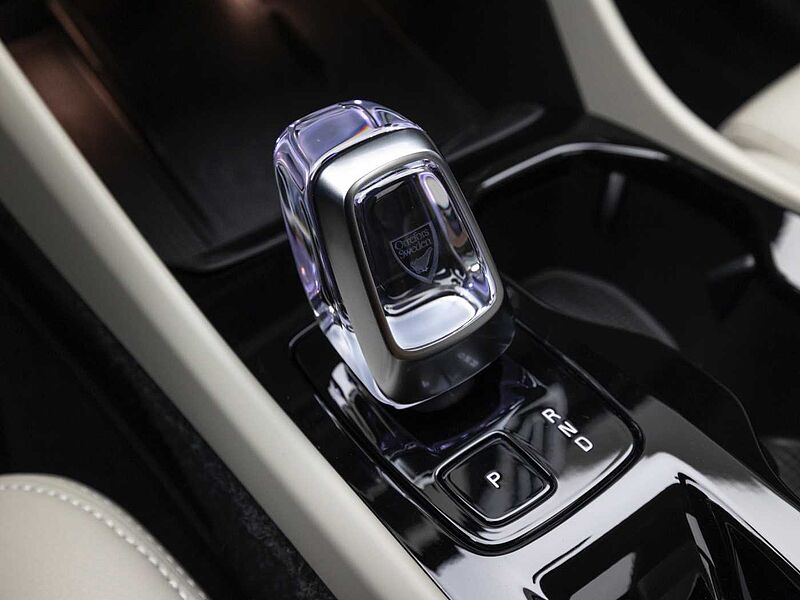 Volvo Ultra, B4 AWD 마일드 하이브리드, 가솔린, 브라이트