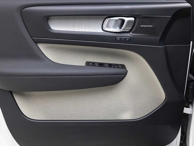 Volvo Ultra, B4 AWD 마일드 하이브리드, 가솔린, 브라이트