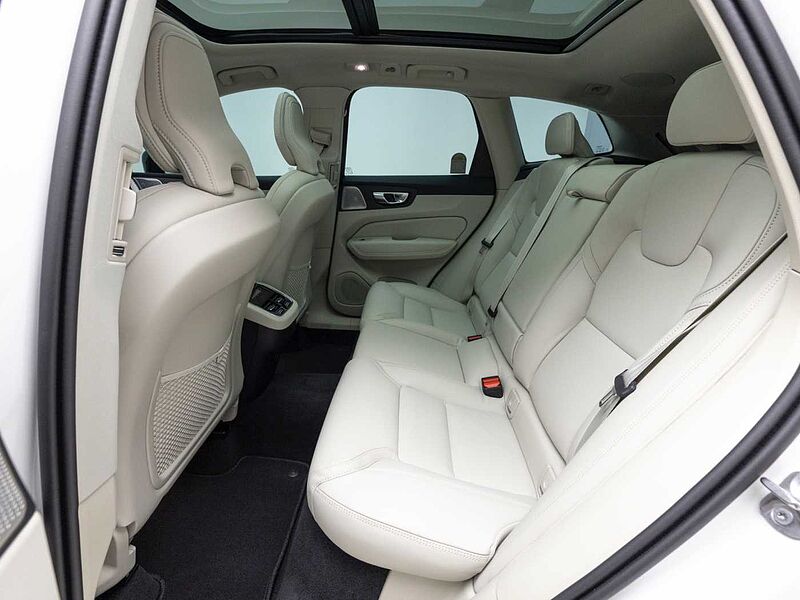 Volvo  Ultra, B5 AWD 마일드 하이브리드, 가솔린, 다크