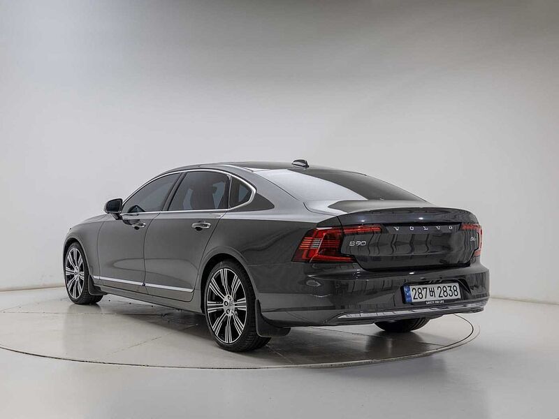 Volvo  Ultimate, B6 AWD mild hybrid, 가솔린, Bright