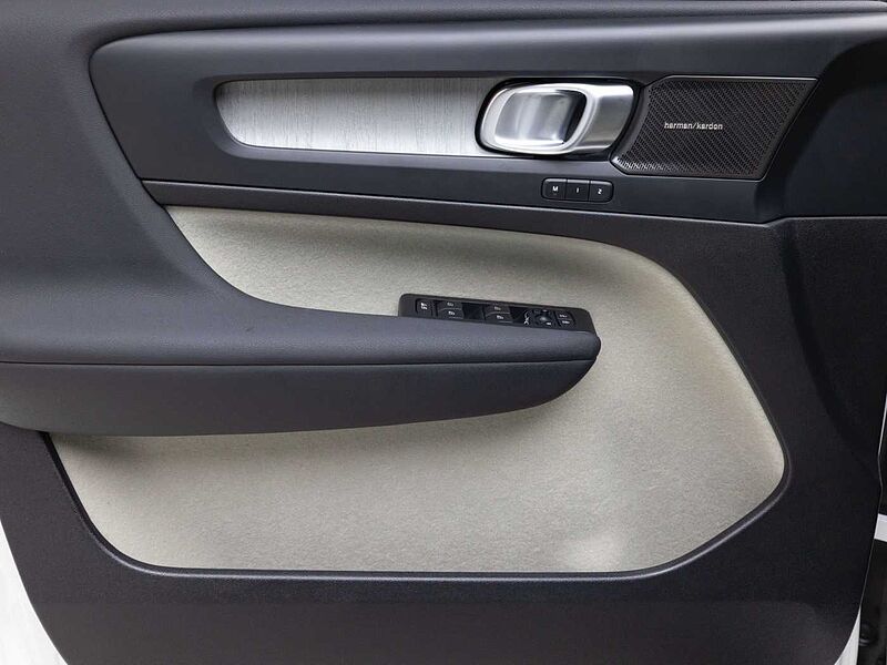 Volvo  Ultra, B4 AWD 마일드 하이브리드, 가솔린, 브라이트