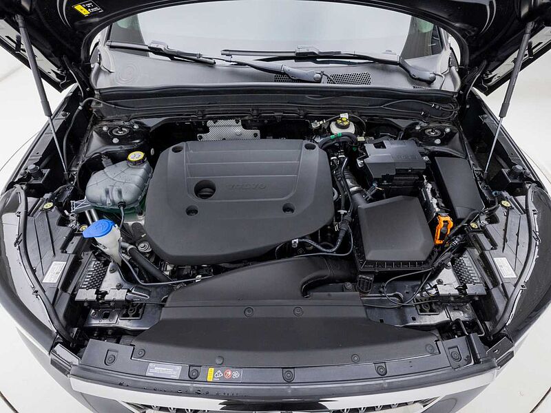 Volvo Ultra, B4 AWD 마일드 하이브리드, 가솔린, 브라이트
