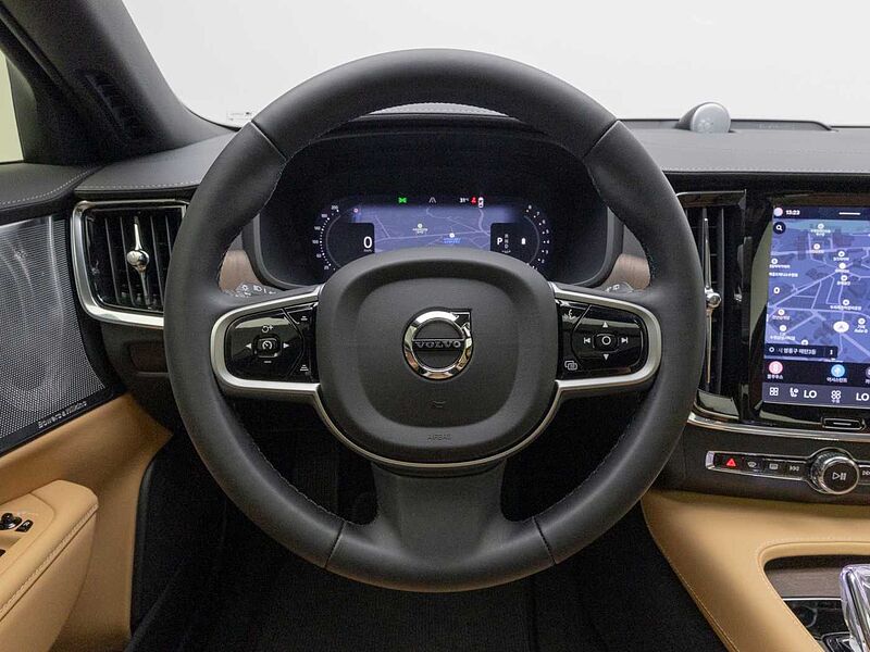 Volvo Ultra, B5 AWD 마일드 하이브리드, 가솔린, 브라이트