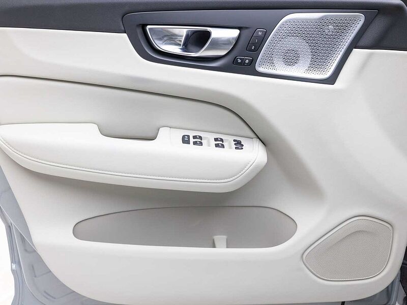 Volvo  Ultra, B5 AWD 마일드 하이브리드, 가솔린, 브라이트