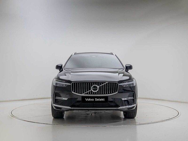 Volvo Ultra, T8 AWD 플러그-인 하이브리드, 전기/가솔린, 브라이트